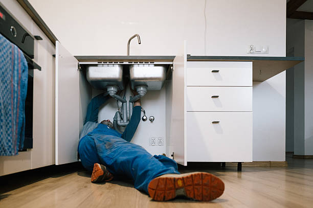 Professional Leak Detection technician working in Martins Creek, PA